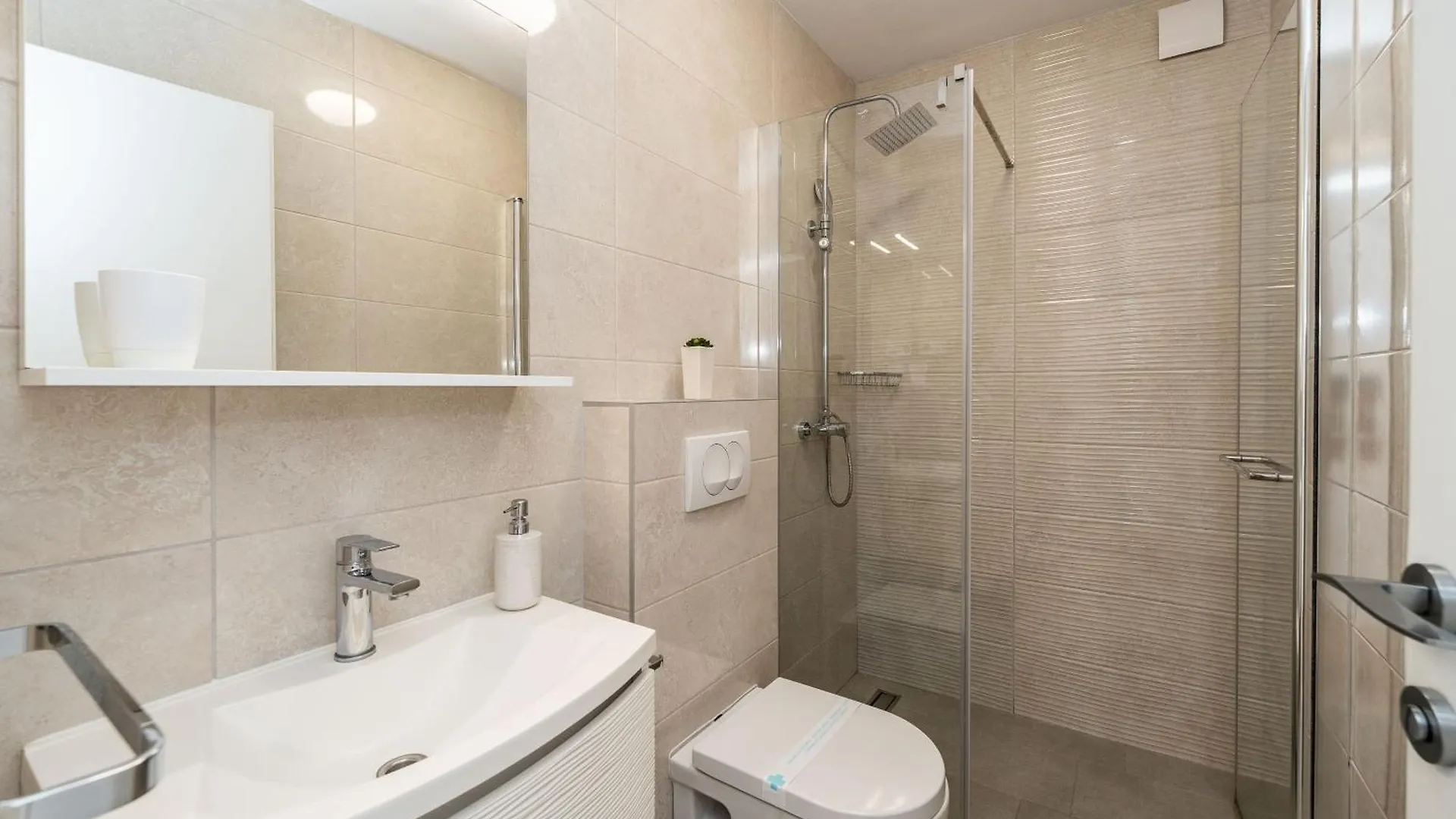 Apartments By The Sea Sabunike, Zadar - 24599 Privlaka